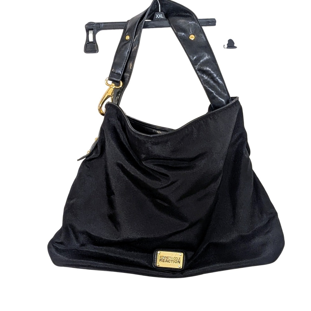 Kenneth Cole Reaction‎ Black Nylon Hobo Bag Gold Hardware Large Shoulder Purse